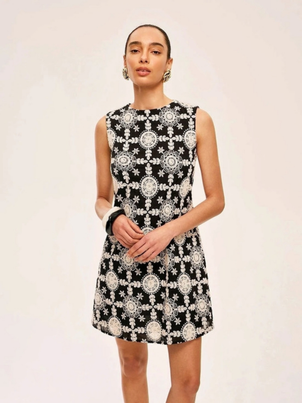 Commense Embroidered Cotton Sleeveless Dress